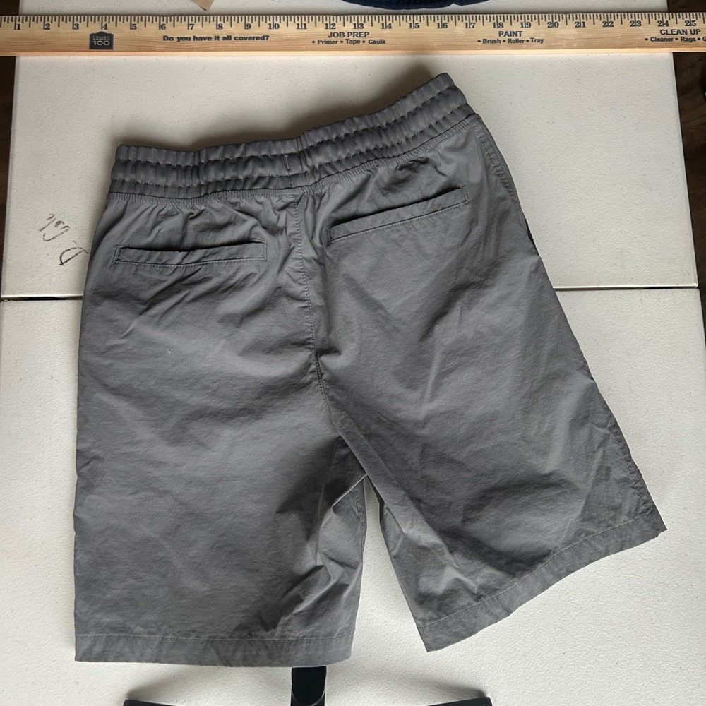 Lot 4 Pairs Boys Pull On Shorts Medium Navy Grey Khaki Tan Elastic Waist Cotton - Picture 8 of 11